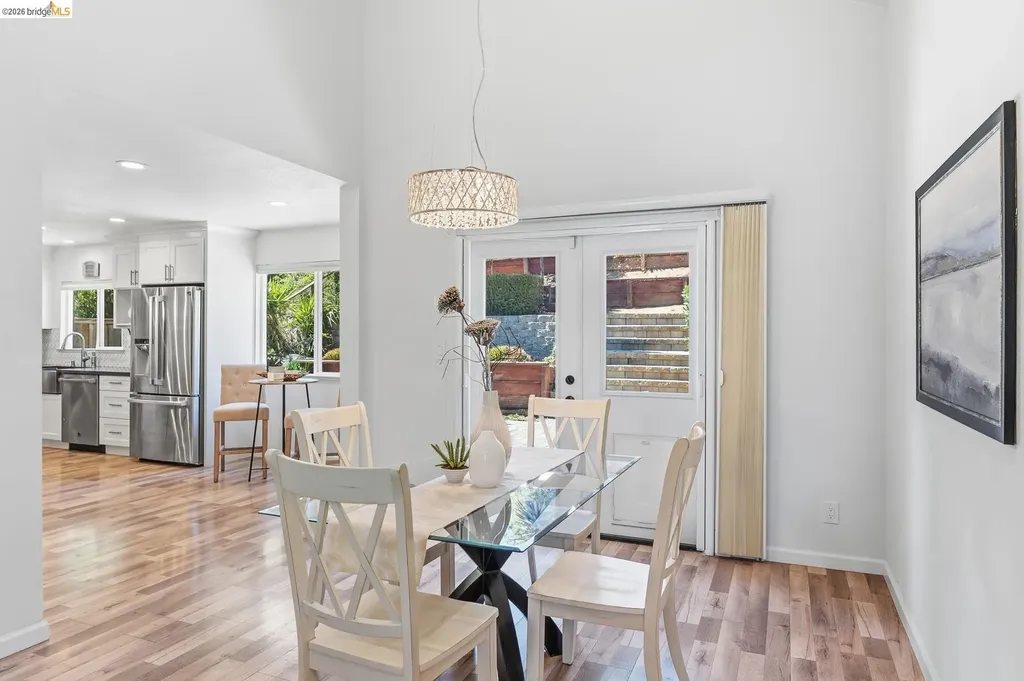 2239 Southwest Court Martinez CA 94553