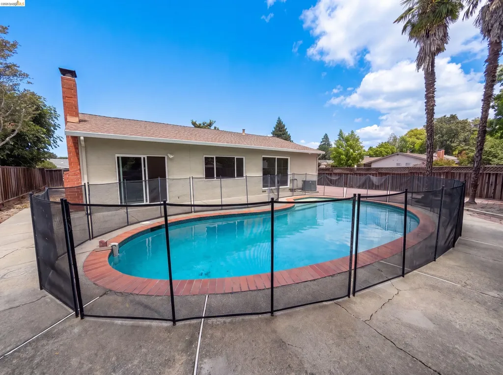 1496 Soccer Court Concord CA 94518