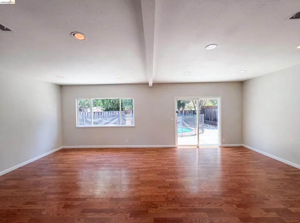 1496 Soccer Court Concord CA 94518