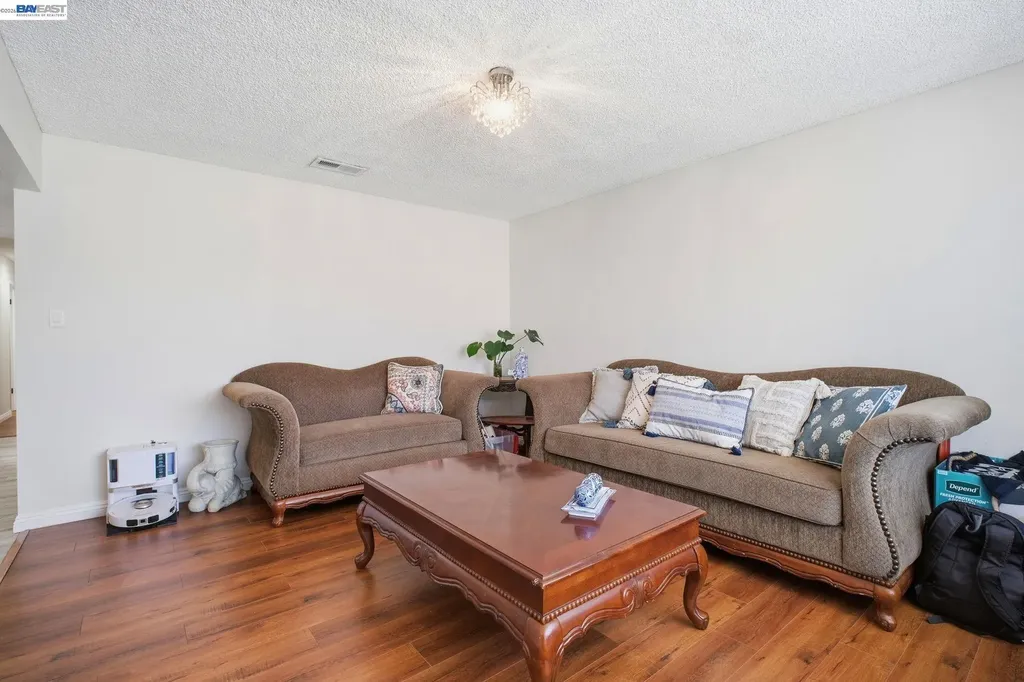 40280 Landon Avenue Fremont CA 94538