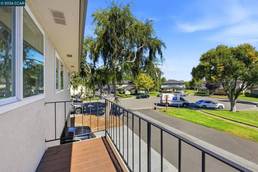 34732 Skylark Drive Union City CA 94587