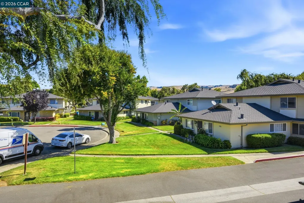 34732 Skylark Drive Union City CA 94587