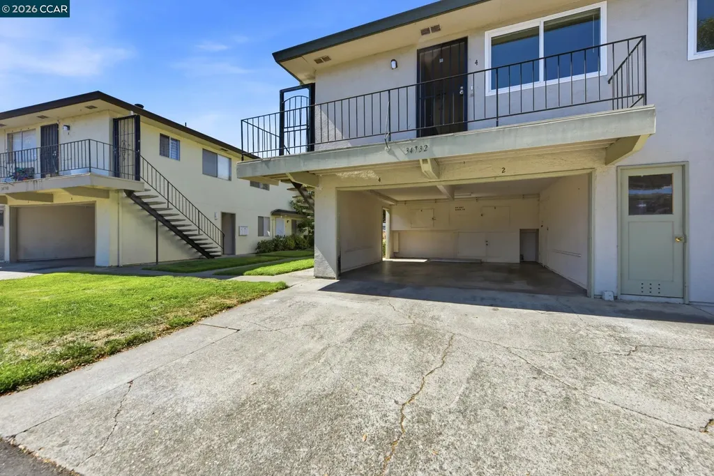34732 Skylark Drive Union City CA 94587