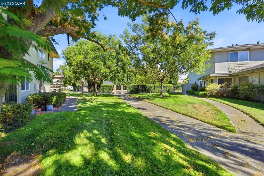 34732 Skylark Drive Union City CA 94587