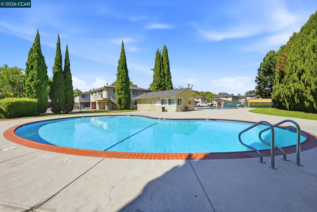 34732 Skylark Drive Union City CA 94587