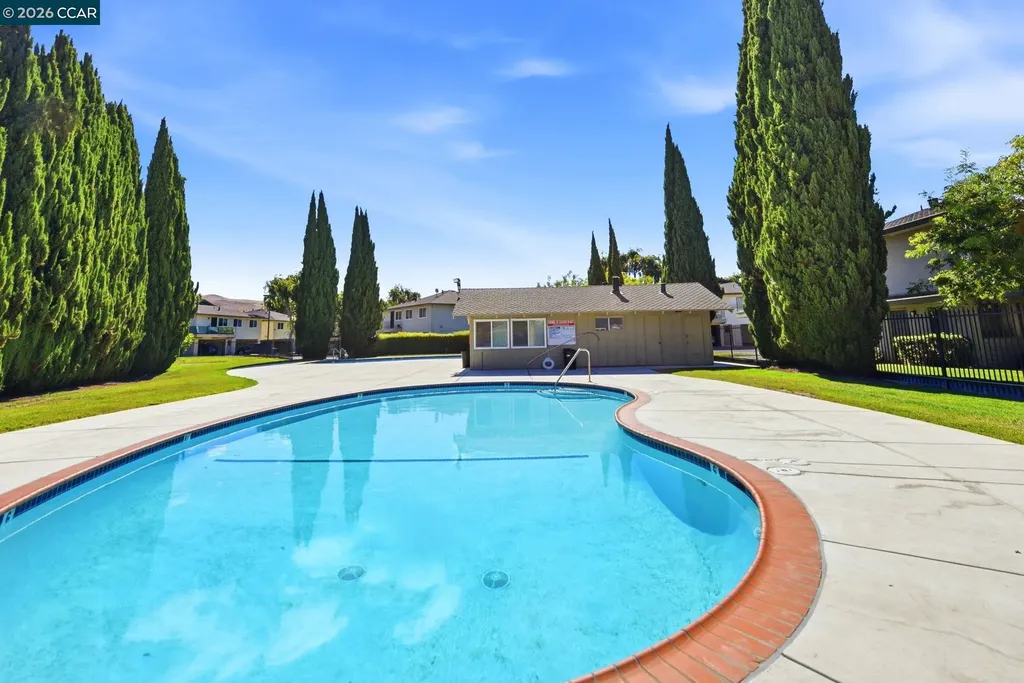 34732 Skylark Drive Union City CA 94587