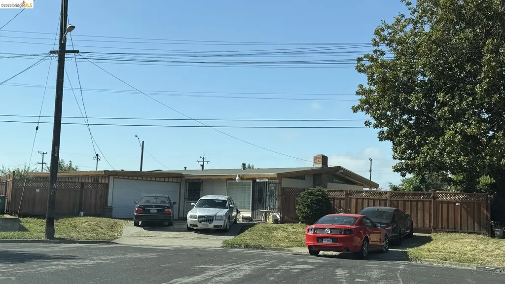 Hayward CA, 1352 Lytelle Street
