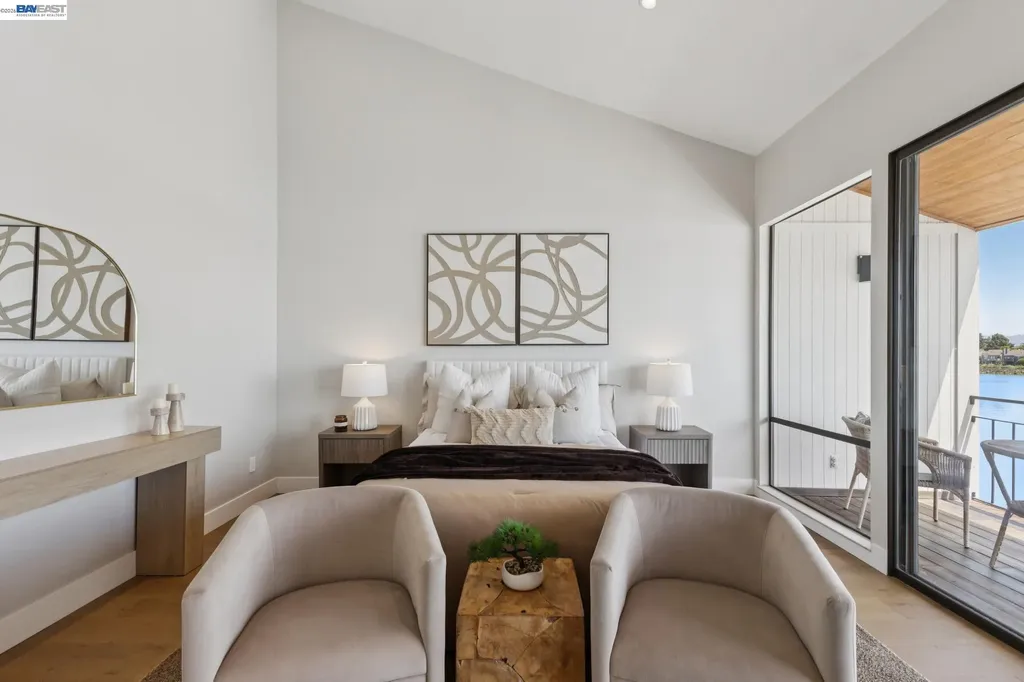 443 Cola Ballena Alameda CA 94501