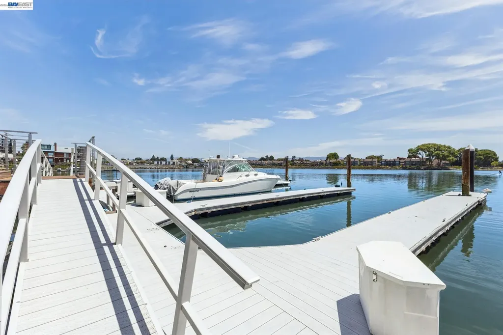 443 Cola Ballena Alameda CA 94501