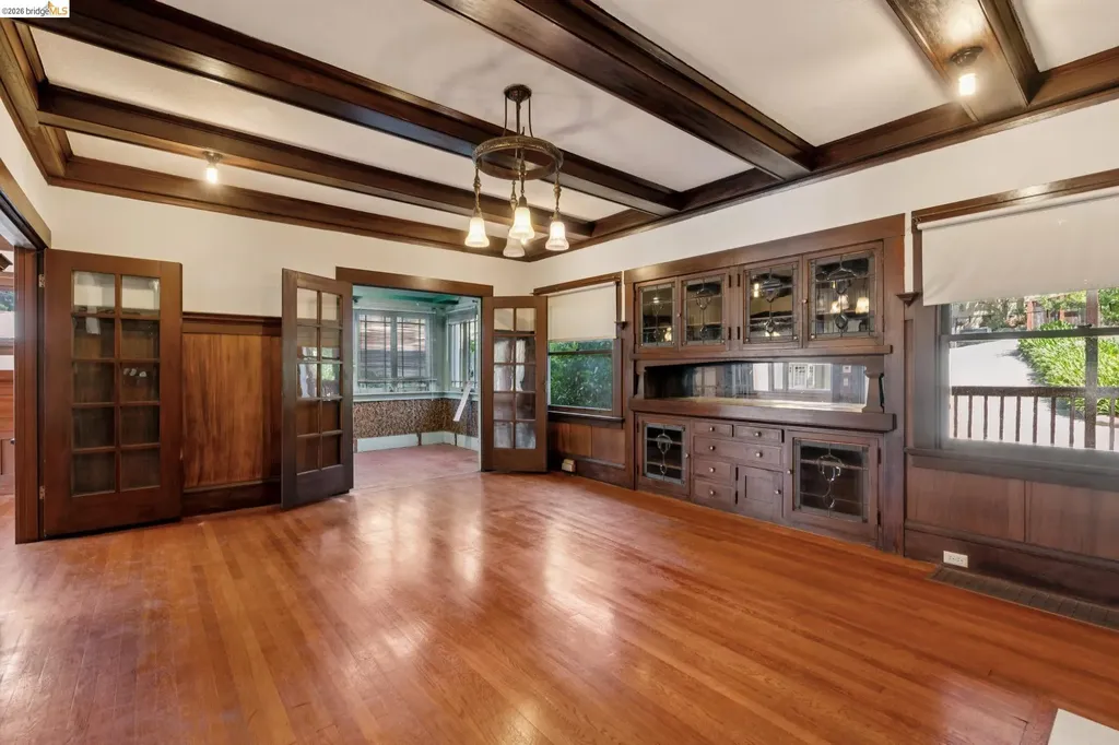646 Walavista Avenue Oakland CA 94610