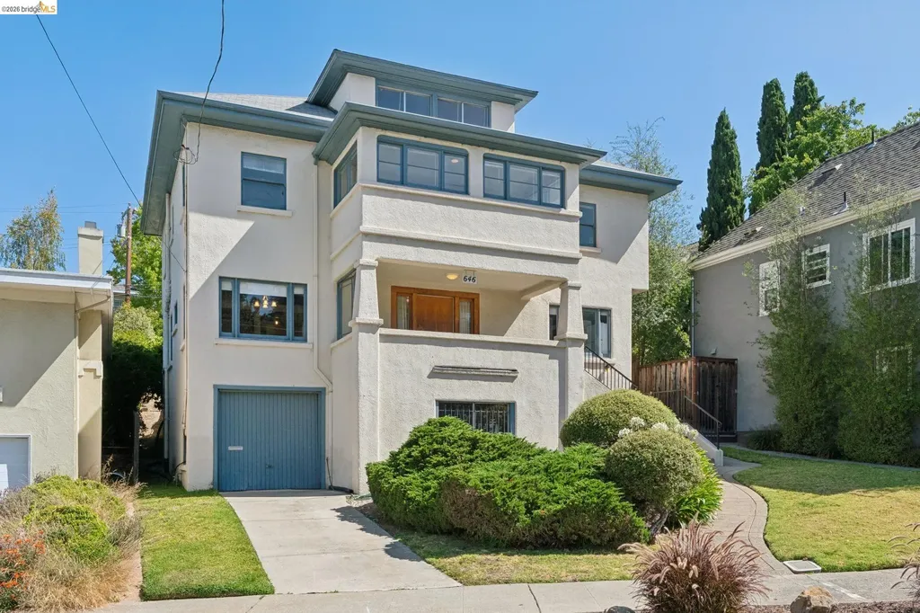 646 Walavista Avenue Oakland CA 94610
