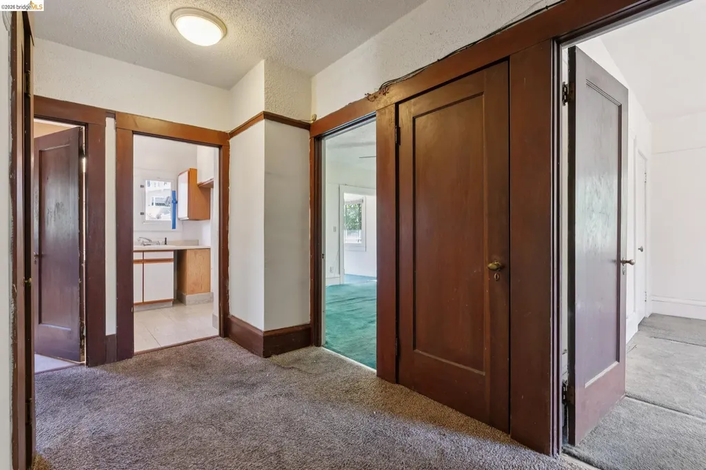 646 Walavista Avenue Oakland CA 94610