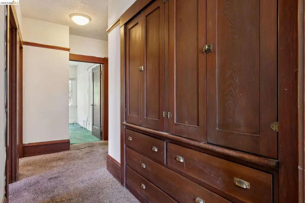 646 Walavista Avenue Oakland CA 94610