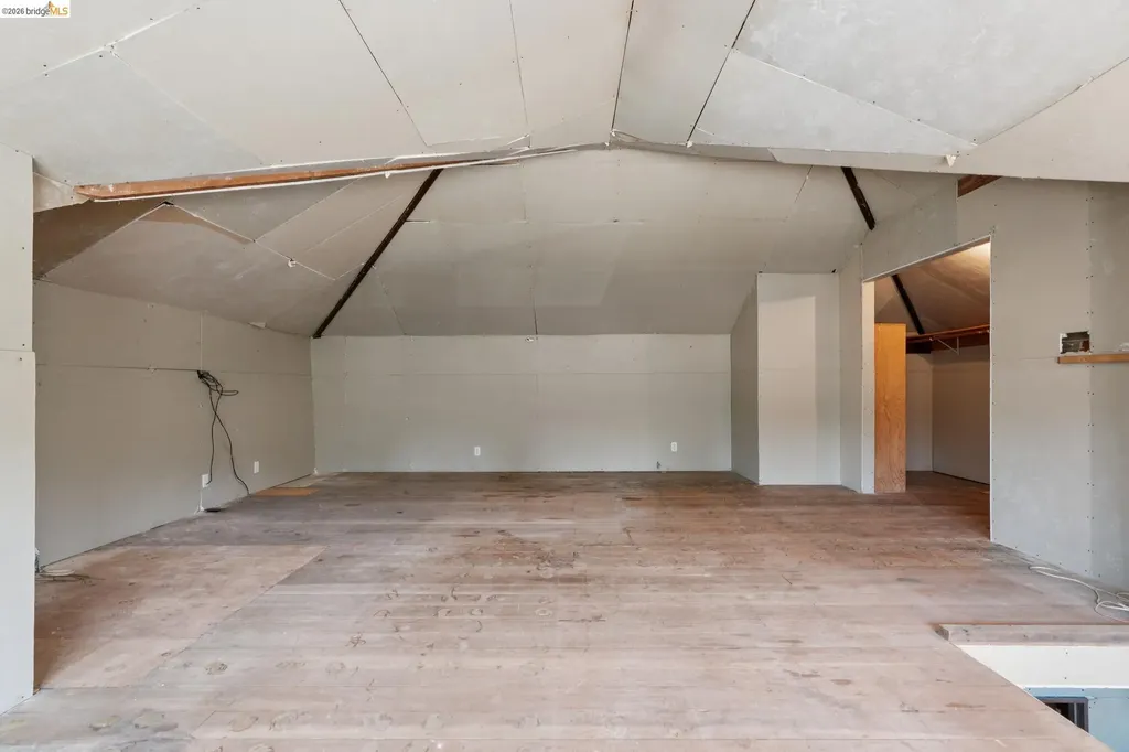 646 Walavista Avenue Oakland CA 94610