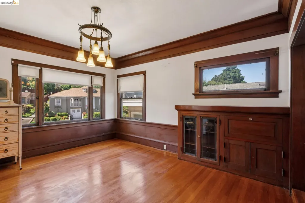 646 Walavista Avenue Oakland CA 94610