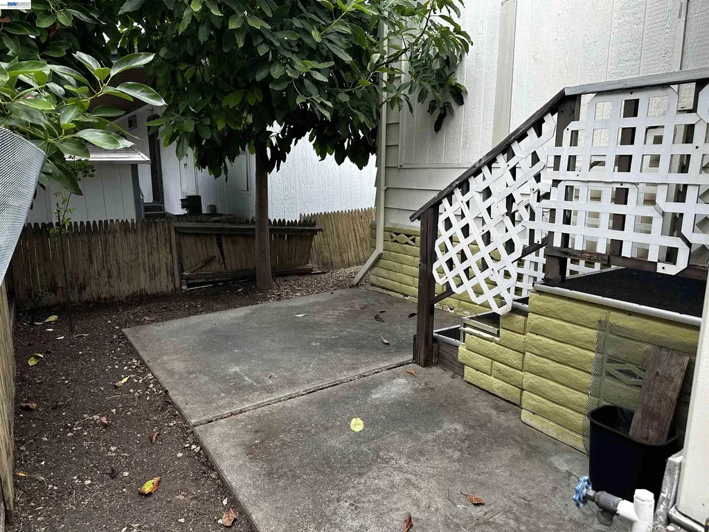 29247 Whalebone Way Hayward CA 94544