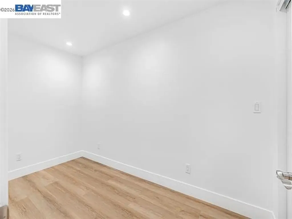 3035 Logan Street Oakland CA 94601
