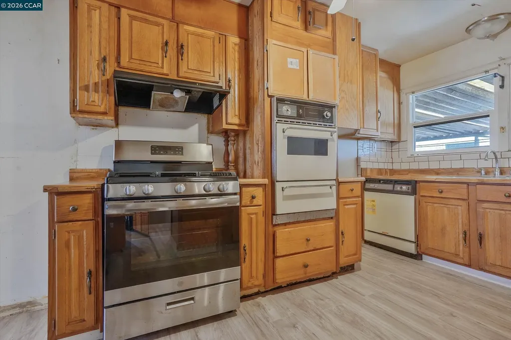 560 25th Street Richmond CA 94804