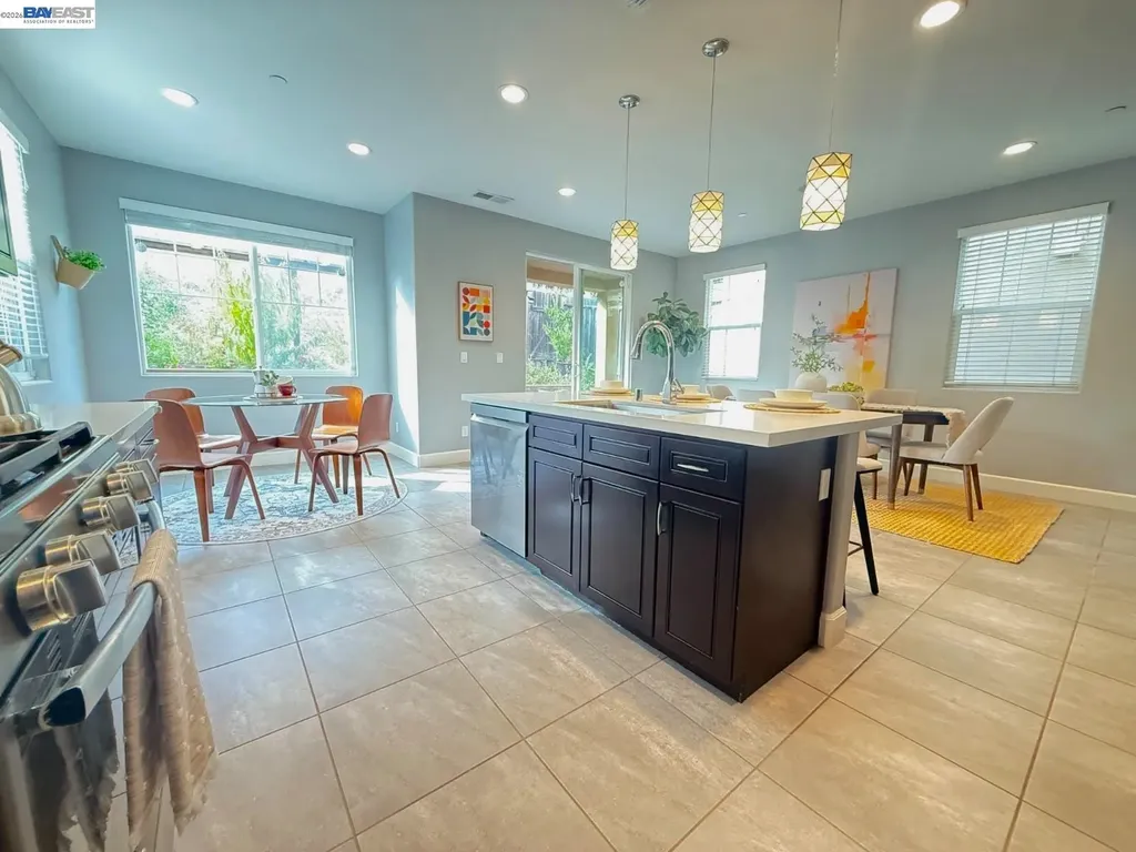 408 Colina Way El Sobrante CA 94803