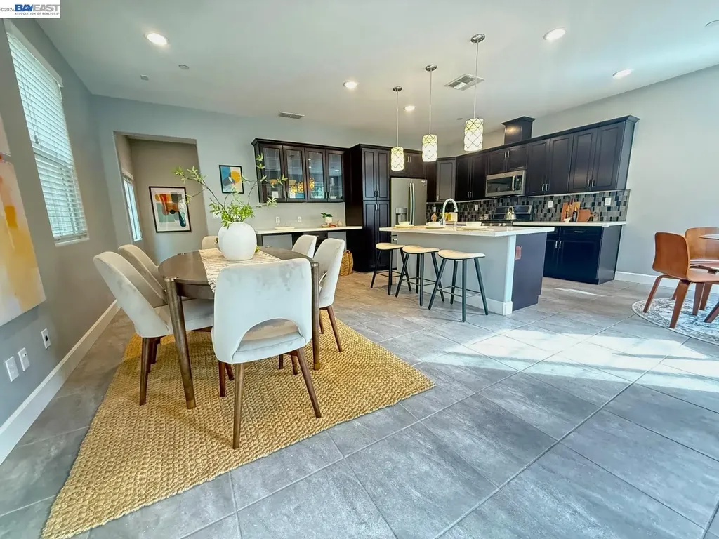 408 Colina Way El Sobrante CA 94803