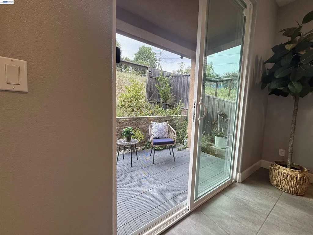 408 Colina Way El Sobrante CA 94803