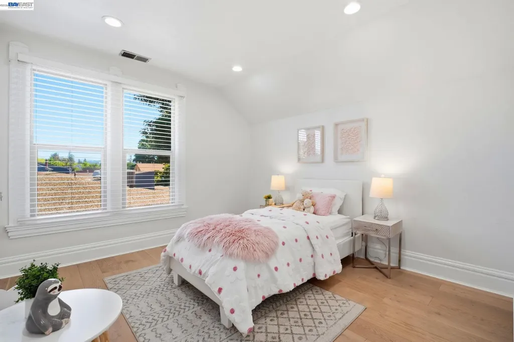 1325 B Street Hayward CA 94541