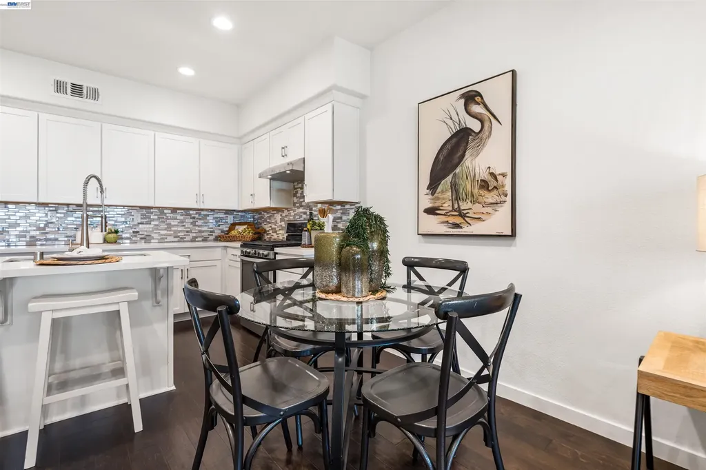 8558 Seawind Way Newark CA 94560