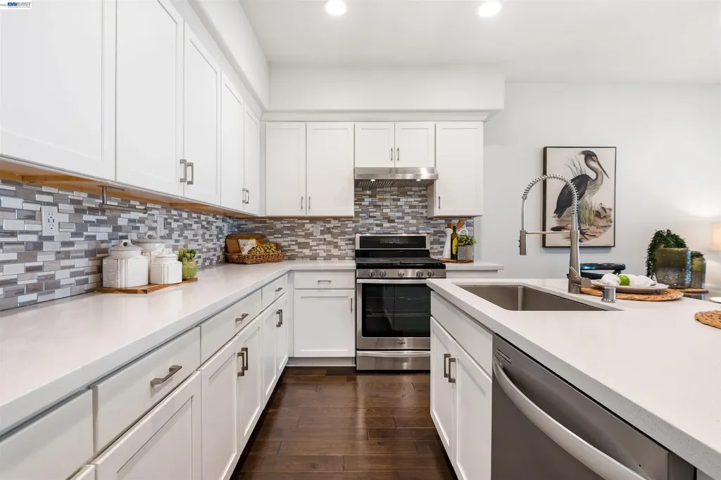8558 Seawind Way Newark CA 94560