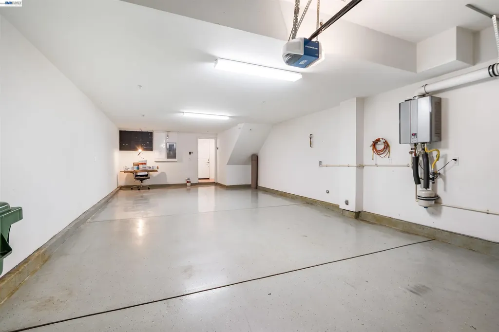 8558 Seawind Way Newark CA 94560