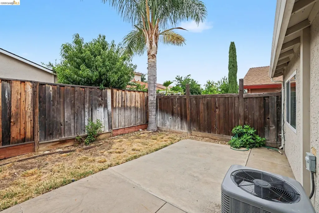 2416 Redwood Drive Antioch CA 94509