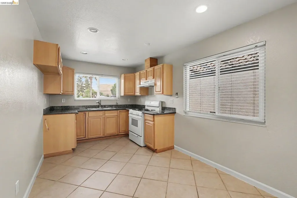 2416 Redwood Drive Antioch CA 94509