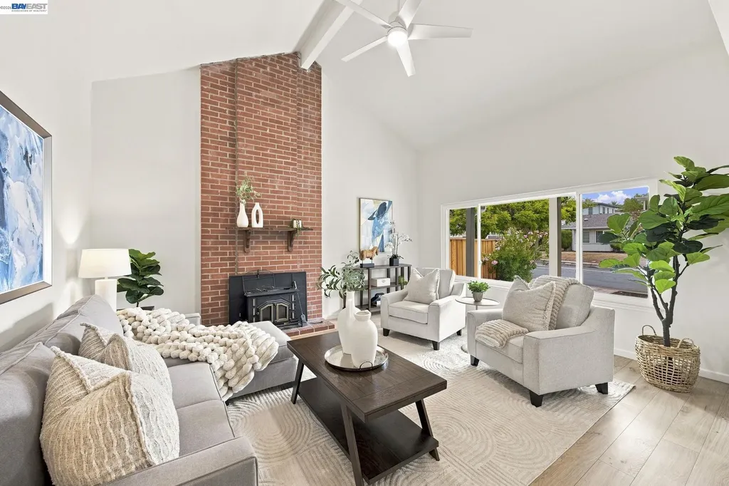 801 Lippert Avenue Fremont CA 94539