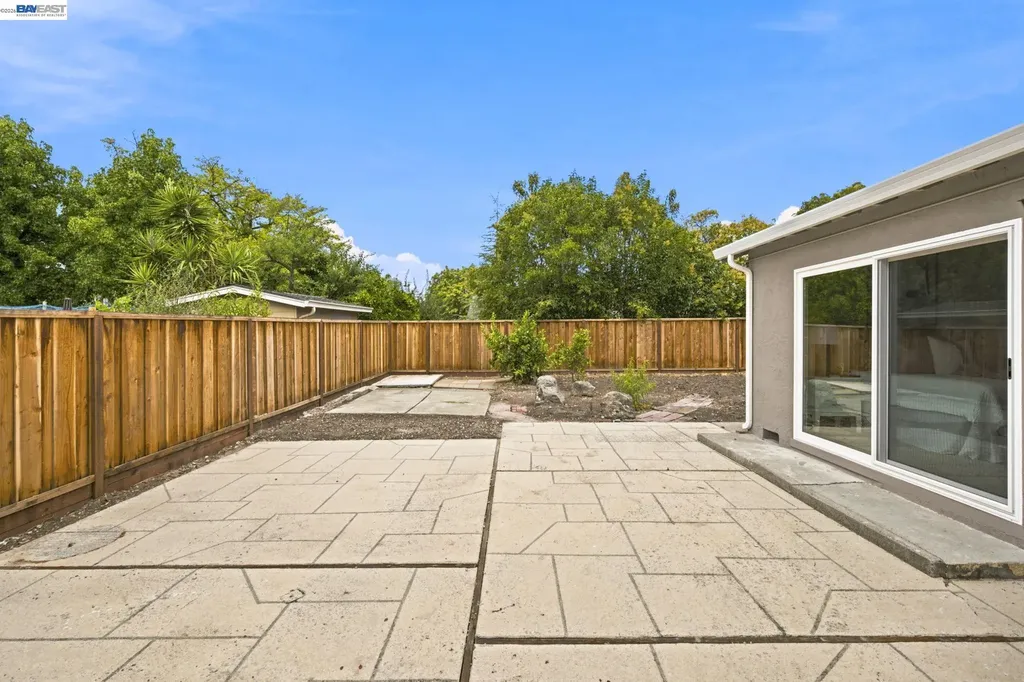 801 Lippert Avenue Fremont CA 94539