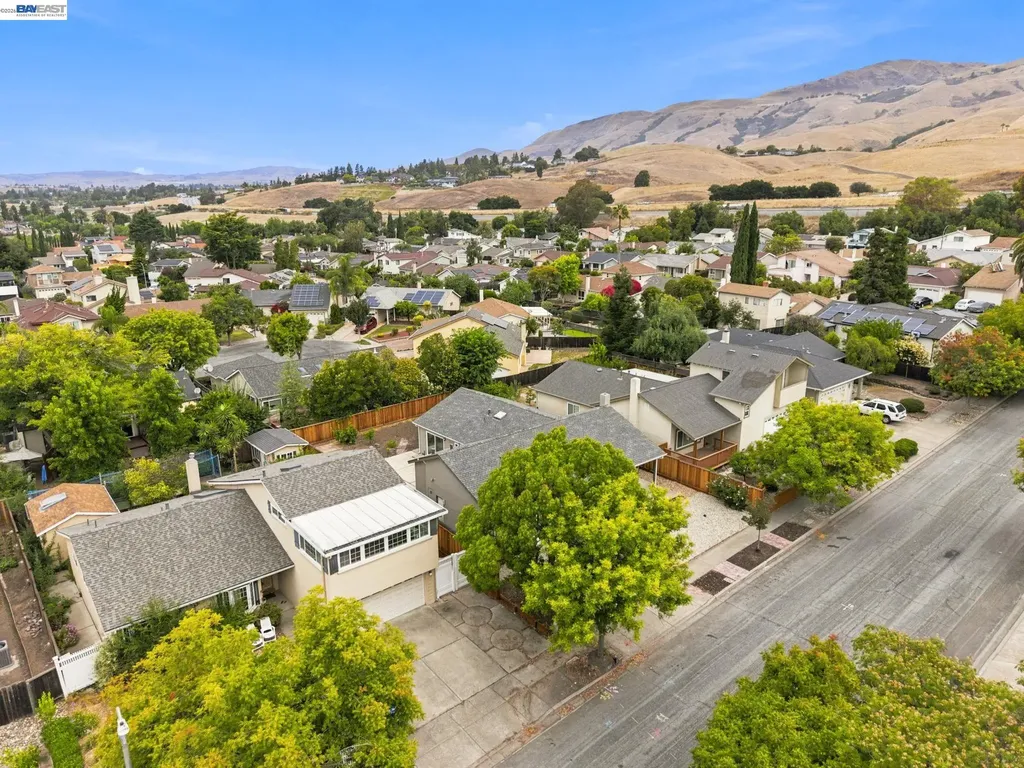 801 Lippert Avenue Fremont CA 94539