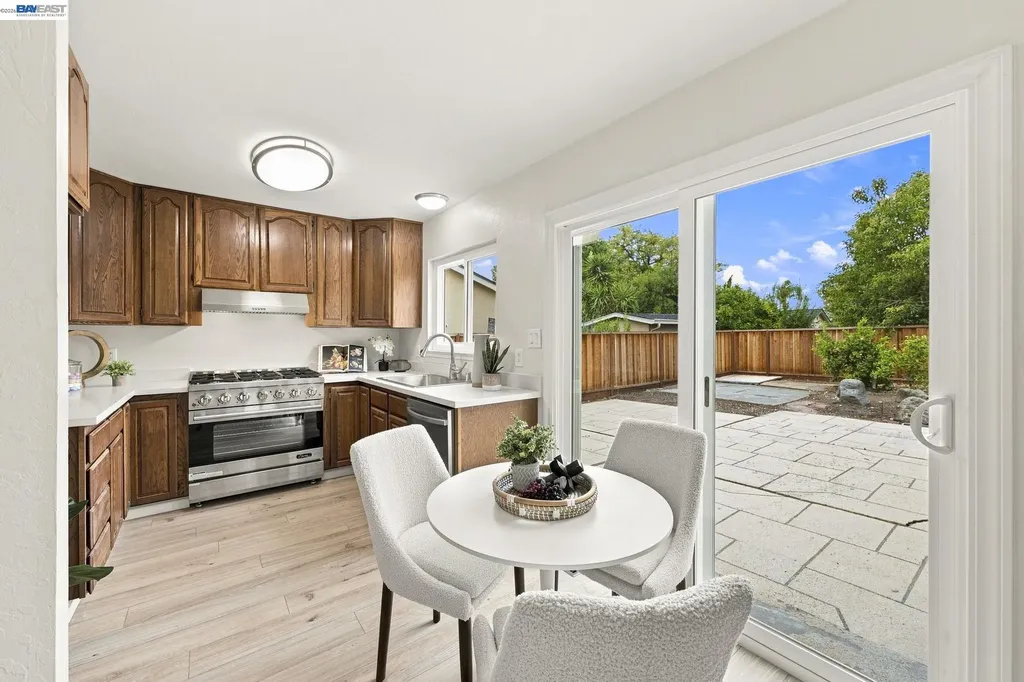 801 Lippert Avenue Fremont CA 94539
