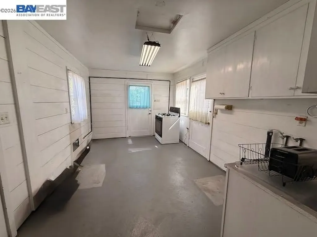 1118 Lucille Street San Leandro CA 94577