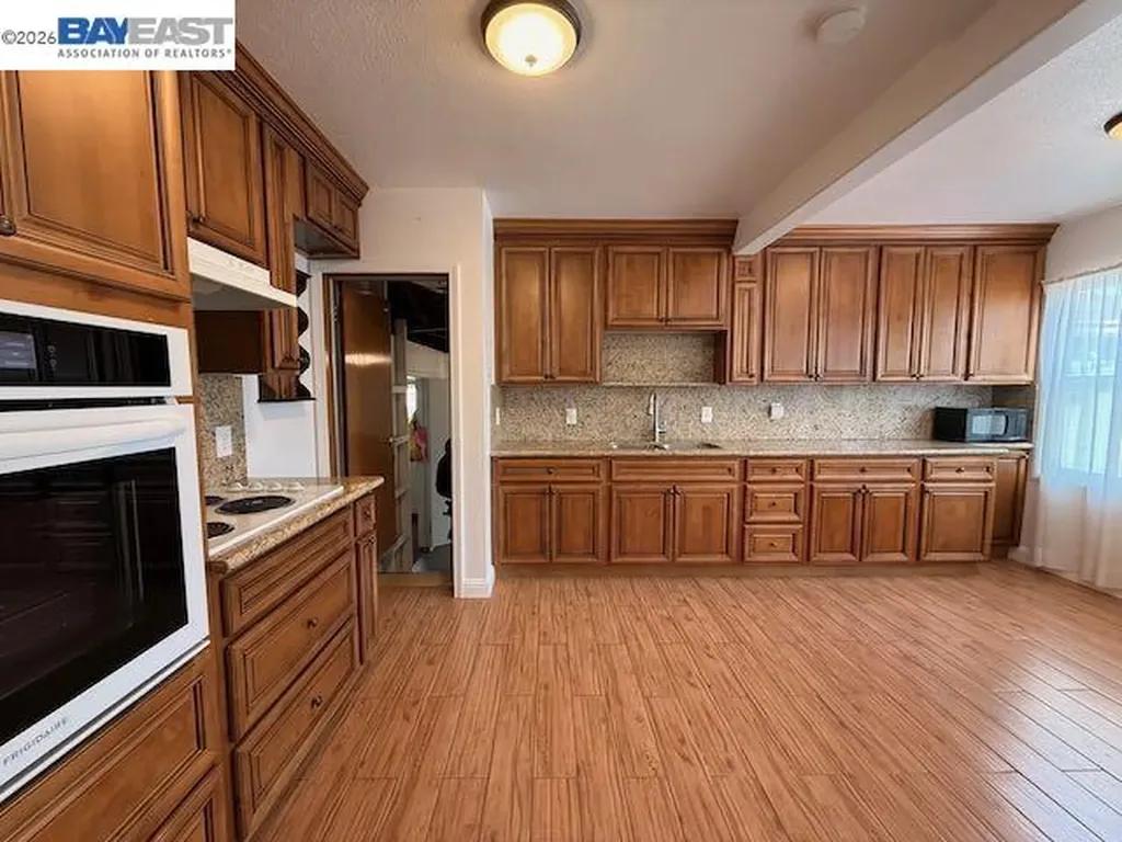 1118 Lucille Street San Leandro CA 94577