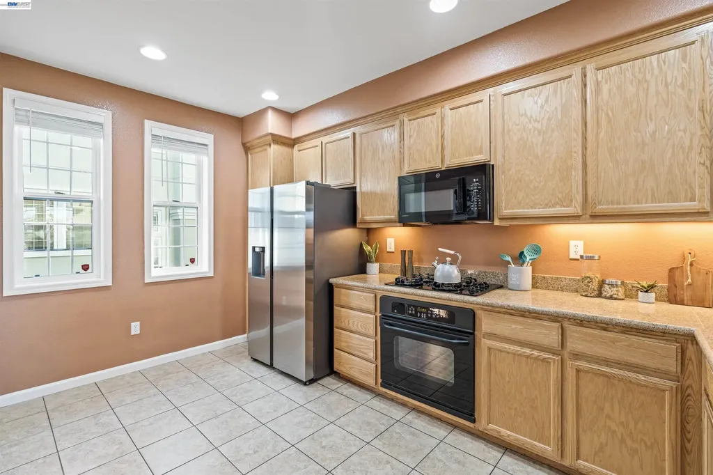 4593 Brannigan Street Dublin CA 94568