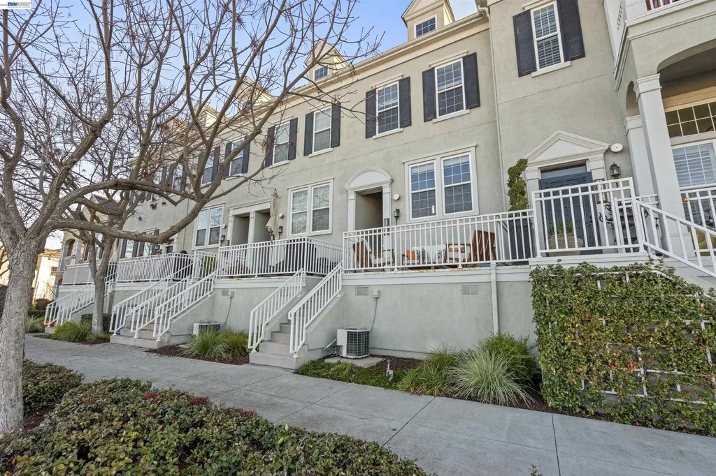 4593 Brannigan Street Dublin CA 94568