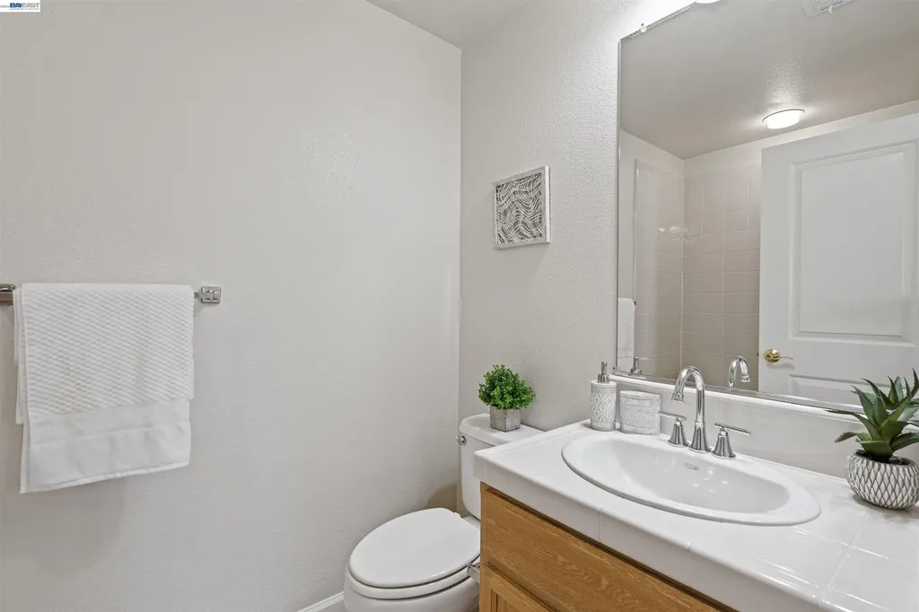 4593 Brannigan Street Dublin CA 94568