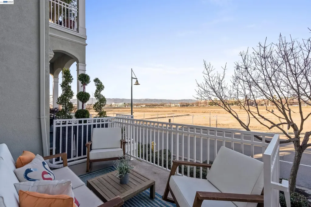 4593 Brannigan Street Dublin CA 94568