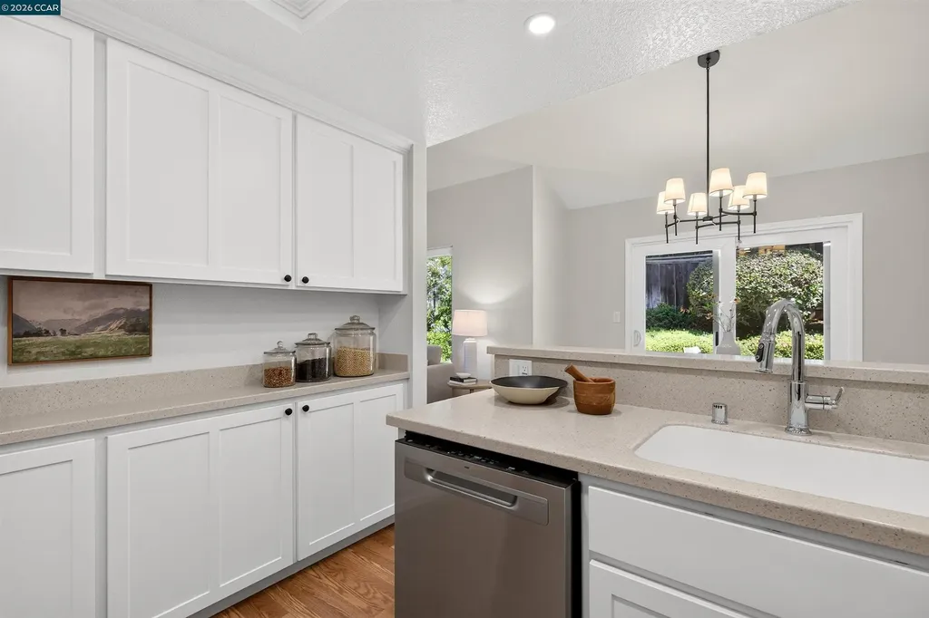 2201 Dry Creek Court Martinez CA 94553