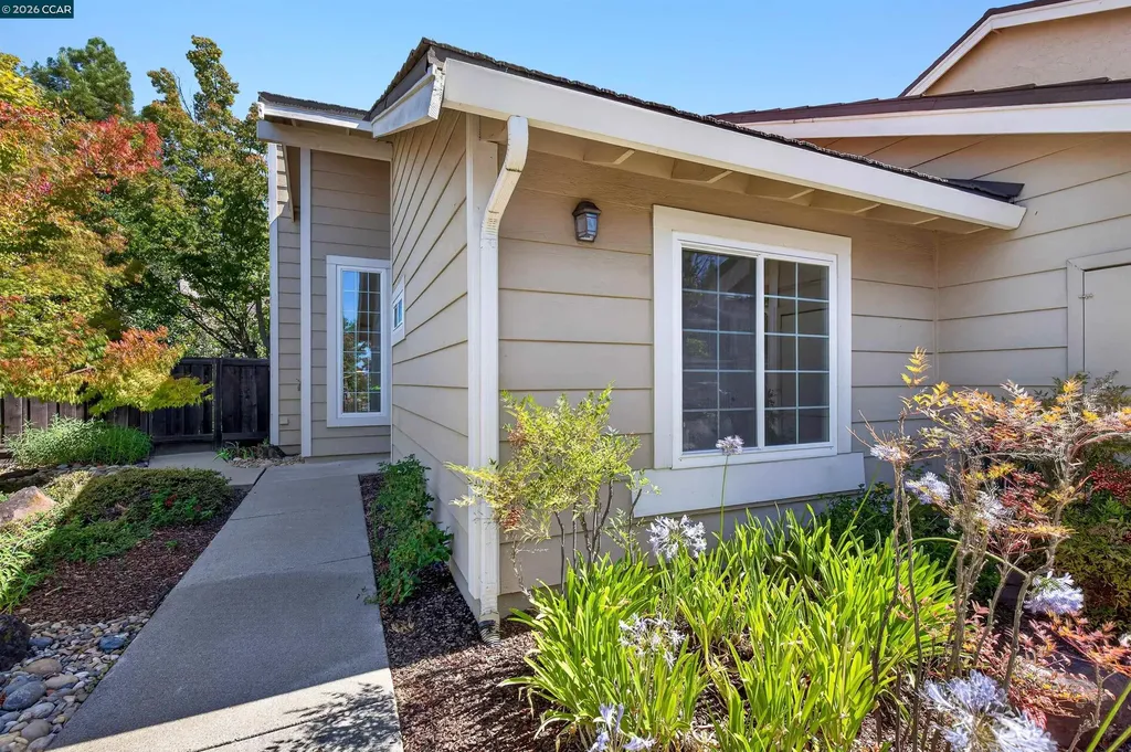 2201 Dry Creek Court Martinez CA 94553