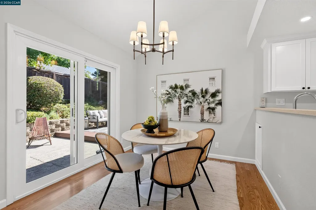2201 Dry Creek Court Martinez CA 94553