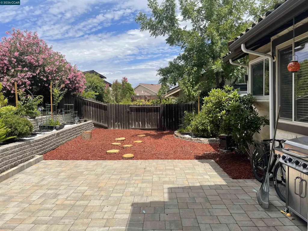 2307 Oak Glen Circle Martinez CA 94553