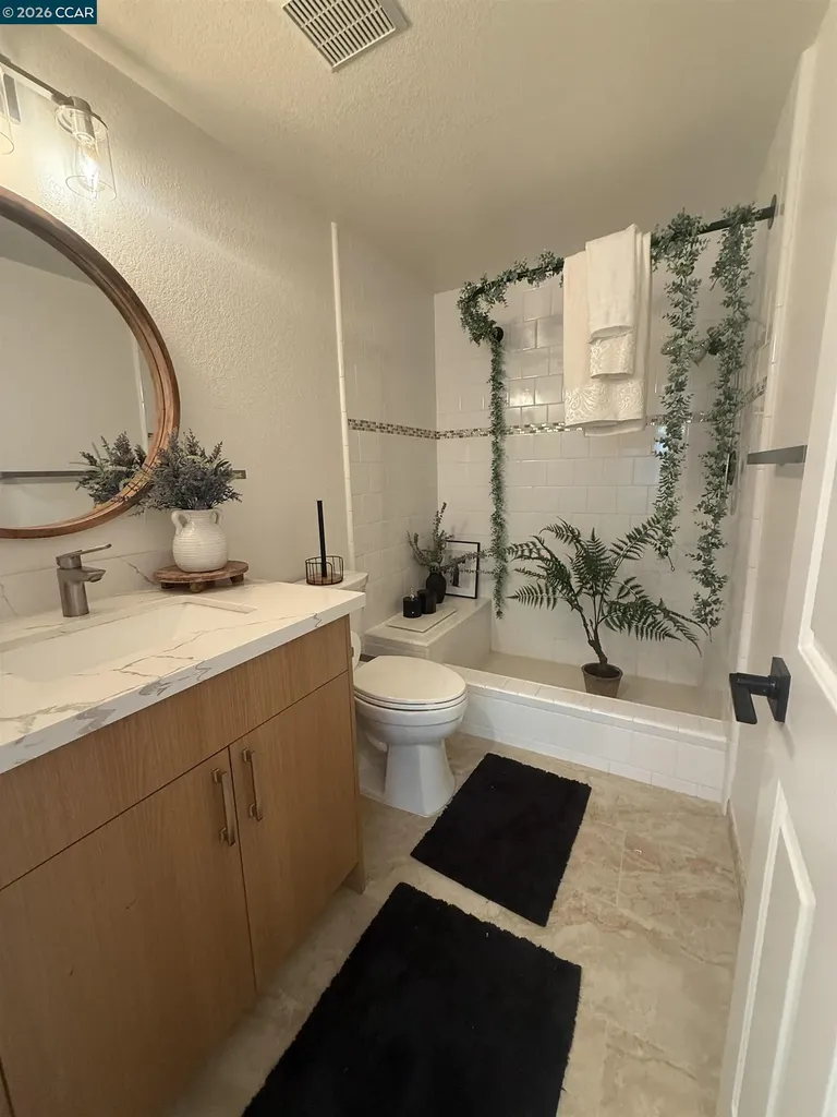 2307 Oak Glen Circle Martinez CA 94553