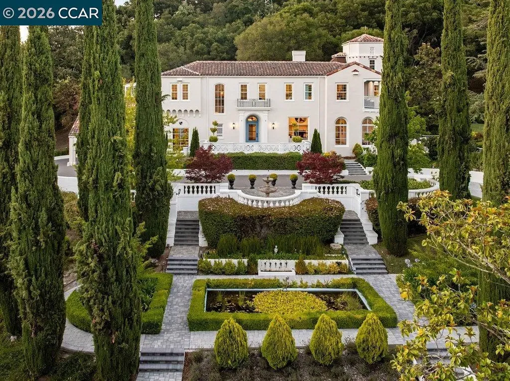 8 Camino Lenada Orinda CA 94563