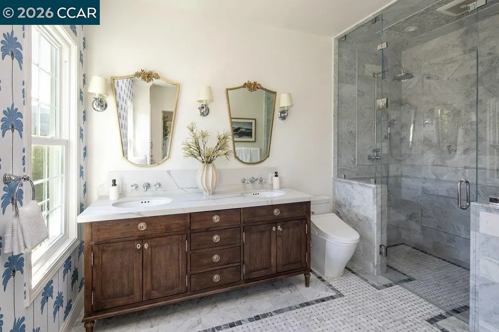 8 Camino Lenada Orinda CA 94563