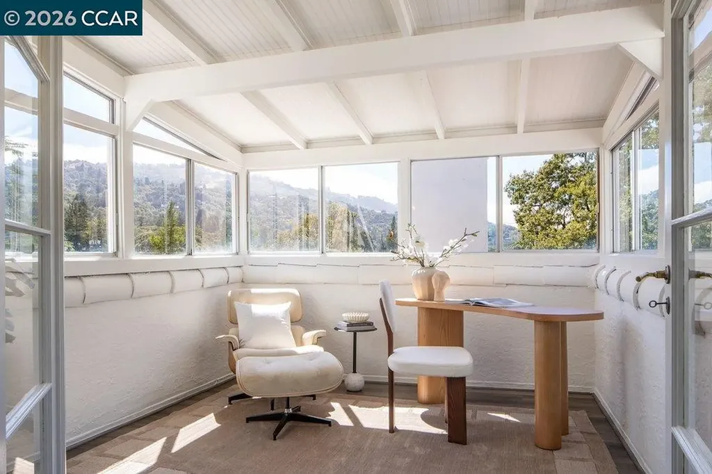 8 Camino Lenada Orinda CA 94563
