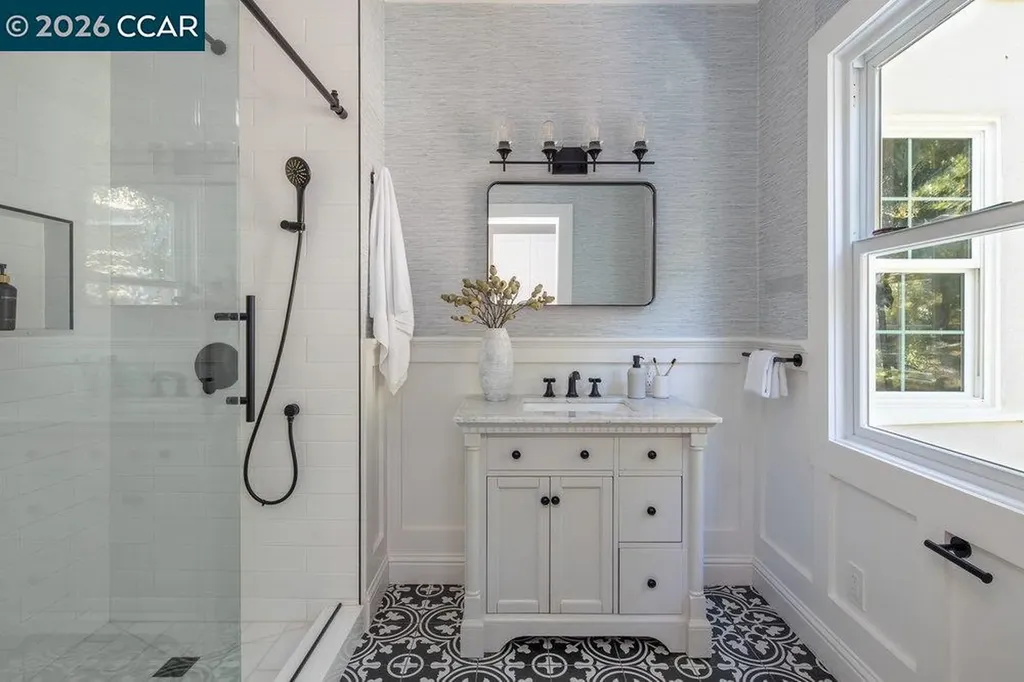 8 Camino Lenada Orinda CA 94563